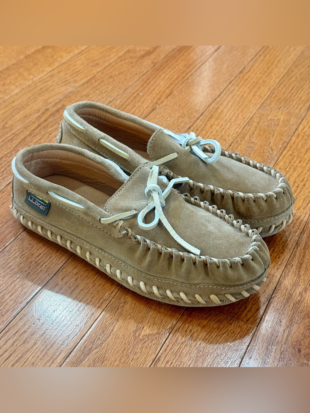 LL L.L. Bean Women's 6 Wicked Good Camp Moccasins Suede Slippers Loafers Leather